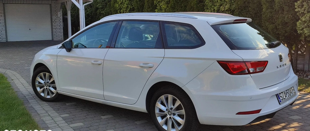 Seat Leon cena 49500 przebieg: 120500, rok produkcji 2017 z Poręba małe 172